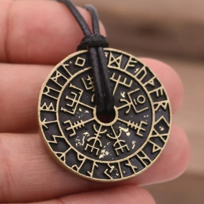 Vegvisir Amulet