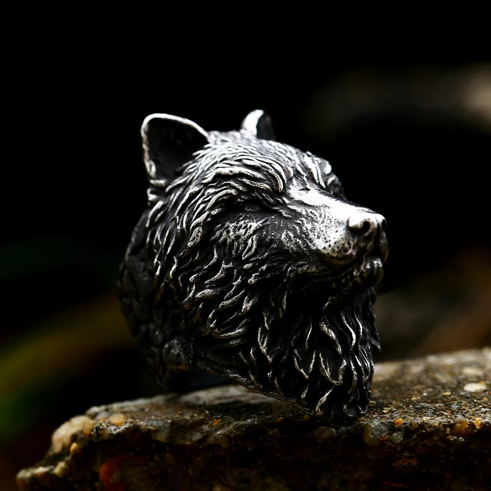 Wolf's Head Ring